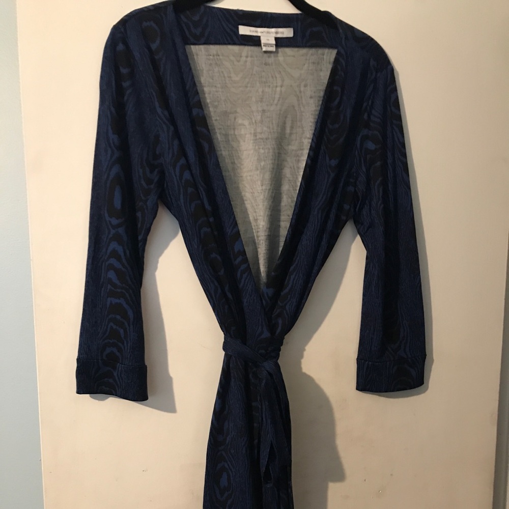 Diane Von Furstenberg size 12 blue & black dress